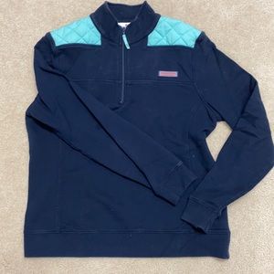 Vineyard Vines quilted shoulder shep shirt